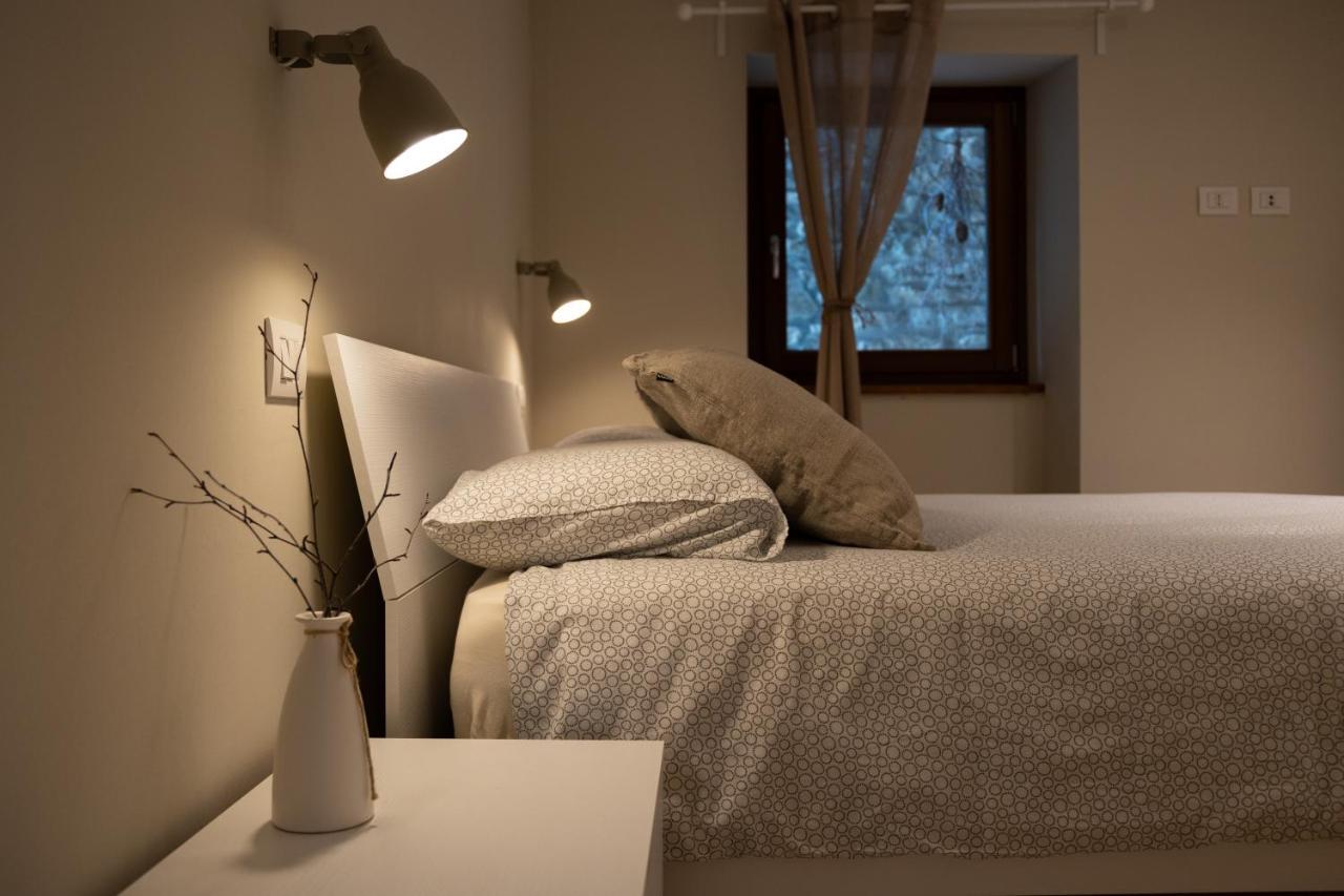 Le Casette Di Rovine Apartment Aosta Luaran gambar