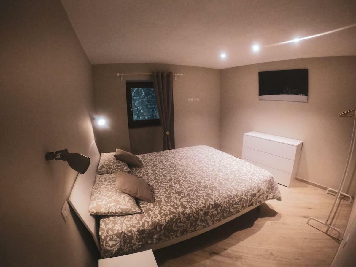 Le Casette Di Rovine Apartment Aosta Luaran gambar